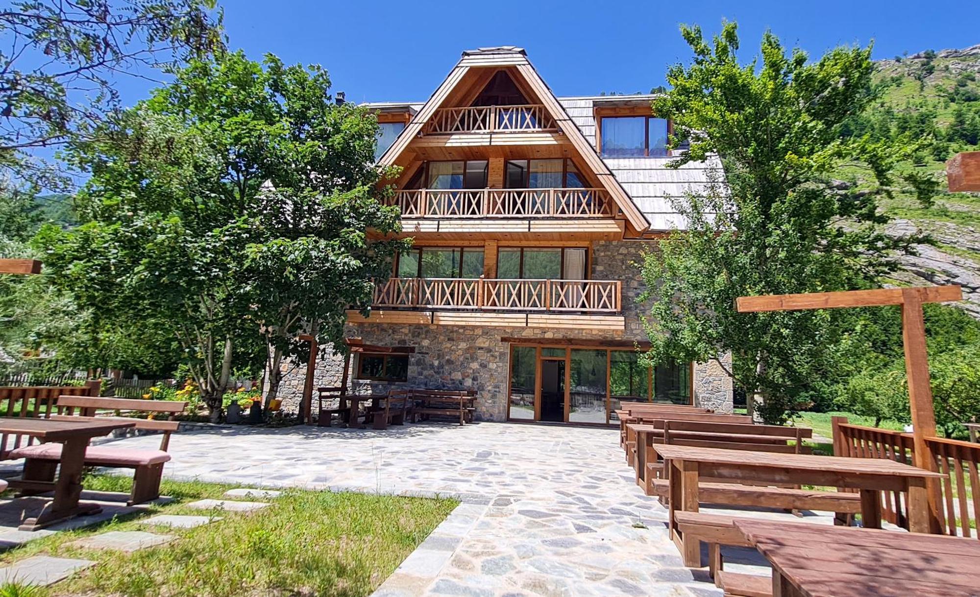 Neokulla Hotel - By Kol Gjoni Valbone Exterior photo